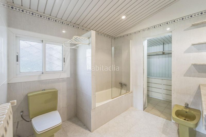 Foto 9210d8b7-a818-4bc0-be14-90754036c325. Casa amb calefacció aparcament piscina a Can Girona - Terramar - Vinyet Sitges