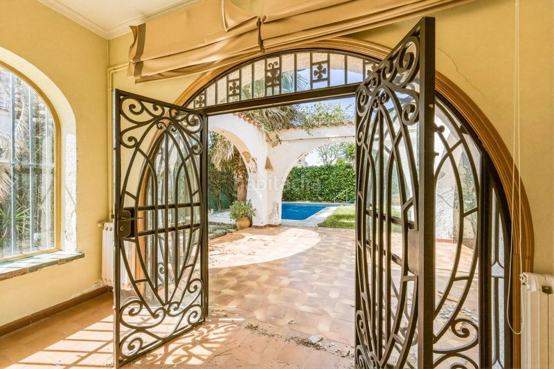 Foto f112d280-cd21-4d3c-b923-92a658805f94. Casa amb calefacció aparcament piscina a Can Girona - Terramar - Vinyet Sitges