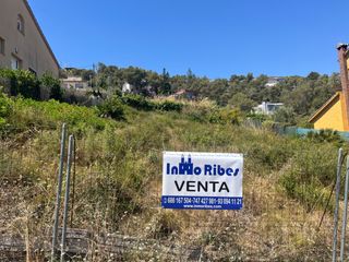 Residential Plot in Canyelles. Se vende parcela para edificar casa en urbanización california,