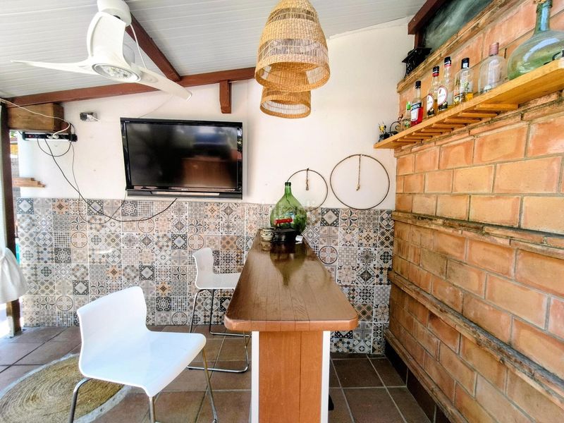 Foto 1919f76f-f2a1-4250-908c-cb844c738018. Casa amb aparcament piscina a Centre Sant Pere de Ribes