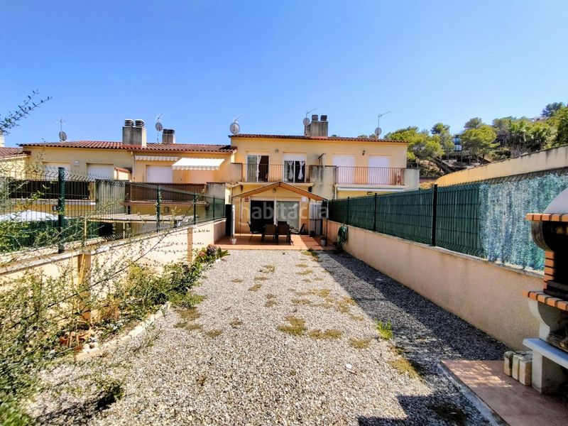 Foto 394cf563-4d2c-4688-b8f9-92a2a00dcae1. Casa adossada amb calefacció aparcament a Olivella