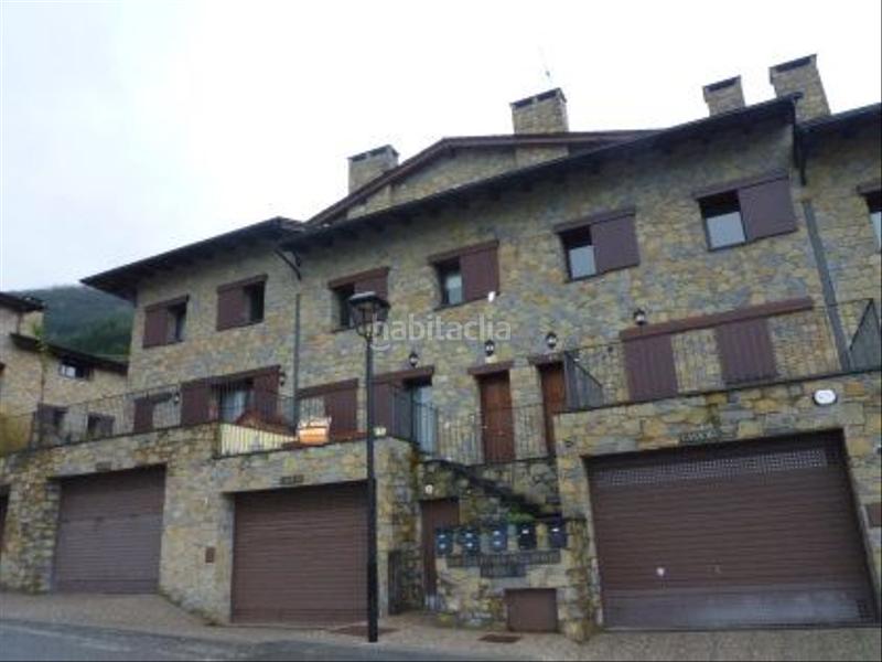 Foto 14d9d53b-90d1-45cf-b167-5334d81ad1d0. Casa adossada amb calefacció aparcament a Aixirivall Sant Julià de Lòria