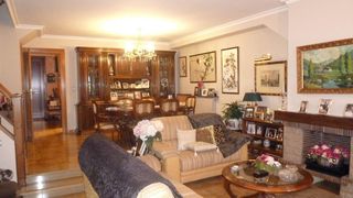 Casa adosada en Sant Julià. Casa adosada en venta en sant julià, 5 dormitorios.