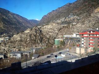 Flat in Escaldes-Engordany. Piso en venta en engolasters, 3 dormitorios.