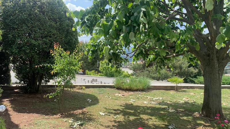 Foto 18509e69-ea11-416e-ae66-748b4d35a5f7. Casa con riscaldamento parcheggio piscina in Berga