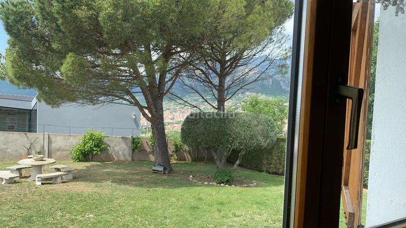 Foto 5deead41-a84a-45f6-996a-b016763a571f. Casa con riscaldamento parcheggio piscina in Berga