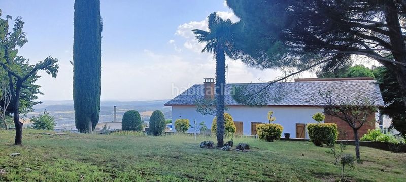 Foto 71ae0c89-b594-4262-a83a-16efc0d4c2e4. Casa amb calefacció aparcament piscina a Berga