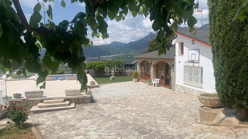 Foto 88d5ec87-217e-4b56-a1d7-f525a5f1c0b2. Casa con riscaldamento parcheggio piscina in Berga