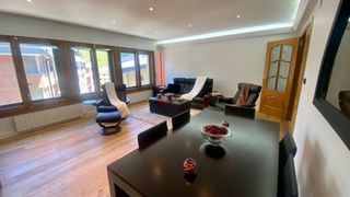 Pis  Catalunya. Piso en venta en pas de la casa, 3 dormitorios.