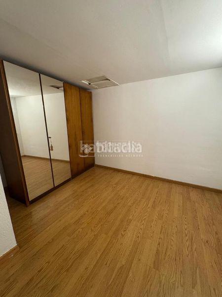 Foto 19efdd5f-ae66-496f-bf62-f67fbcffe7a1. Estudi a Congrés - Indians Barcelona