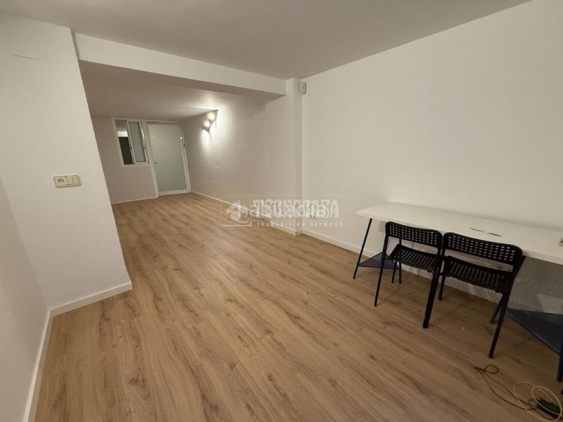 Foto c554fd18-9c67-4dac-bc28-5bd3899d37d1. Estudi a Congrés - Indians Barcelona