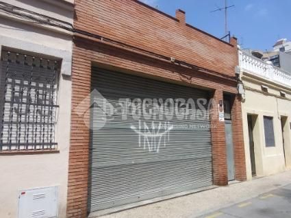 Foto 2fe8c35f-e7bb-4160-925d-053a8ea544bf. Casa amb aparcament a Navas Barcelona