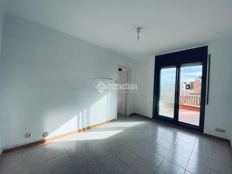 Foto e443ccb8-deea-4d2b-8570-7bb03a5ec57a. Ático  en venta en Navas Barcelona