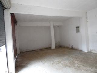 Local Comercial a Medina de Pomar. Lonja para negocio, garaje o trastero en medina de pomar