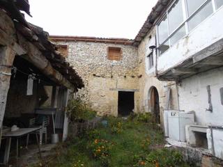 Casa a Villarcayo de Merindad de Castilla la Vieja. Casa con estupendas vistas, muy cerca de medina