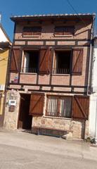 Haus in Oña. Casa rehabilitada con patio