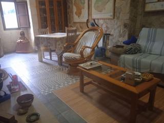 Casa a Merindad de Valdivielso. Casa de piedra reformada