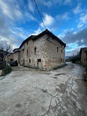Casa a Valle de Tobalina. Casa para reforma integral en el valle de tobalina