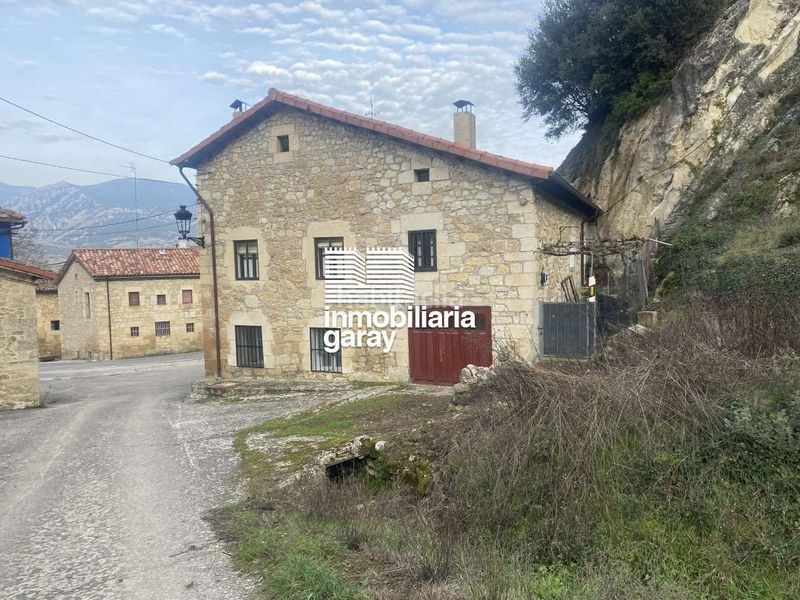 Foto db305ab1-635b-4dbc-ad87-881f7e752815. Casa amb calefacció aparcament a Merindad de Valdivielso