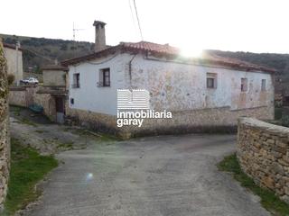 Casa a Merindad de Valdeporres. Casa a la venta con terreno en la merindad de valdeporres