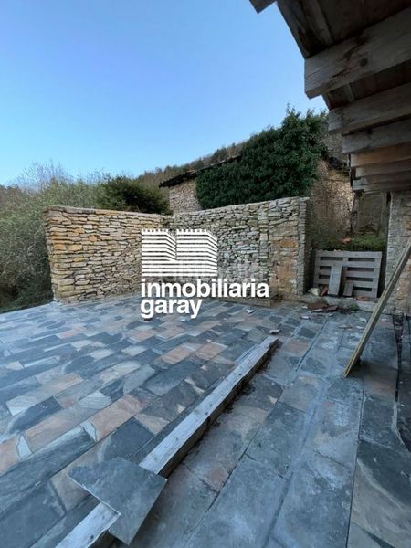 Foto c0609f43-5353-4cb2-b49d-9af44d3cf9fe. Casa a Valle de Losa