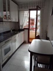 Location Appartement à Villarcayo de Merindad de Castilla la Vieja. Piso en alquiler con calefaccion en villarcayo