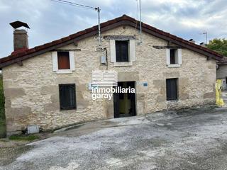 Casa a Villarcayo de Merindad de Castilla la Vieja. !ocasion!! casa con terreno urbano en villalain