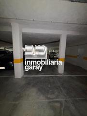 Parking voiture à Medina de Pomar. Garaje céntrico en medina de pomar