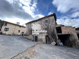 Casa a Merindad de Cuesta - Urria. Casa en urria para reformar
