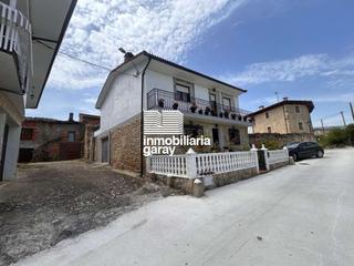 Maison à Trespaderne. Casa en muy buen estado con huerta y pozo de agua potable