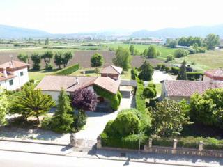 Appartamento in Villarcayo de Merindad de Castilla la Vieja. Piso con ascensor  en villarcayo