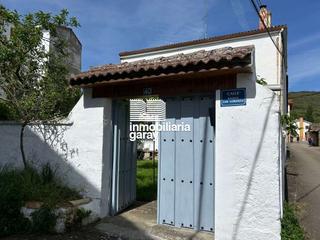 Casa a Villarcayo de Merindad de Castilla la Vieja. Casa con jardin muy cerca de villarcayo