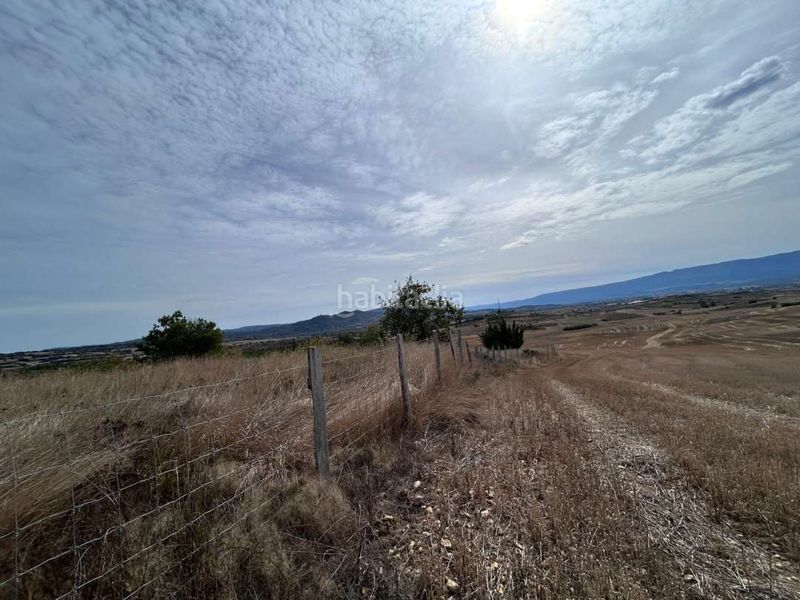 Foto e65d7e9b-f4e9-46da-a575-9d4e192865ee. Finca rústica a Medina de Pomar