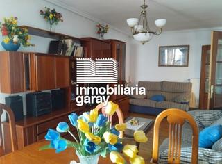 Etagenwohnung in Medina de Pomar. Vivienda amplia y luminosa