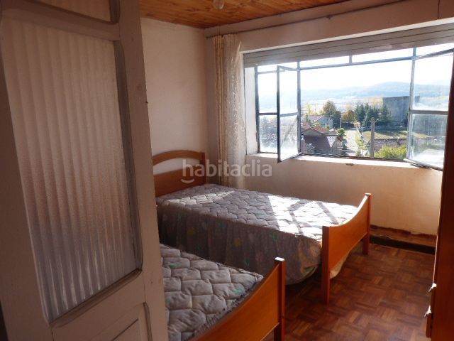 Foto 2775b9e0-4b2f-4a34-b730-74ba52c12221. Casa  de pueblo con terreno en Valle de Valdebezana