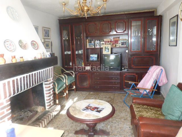Foto 2ad7ede2-5f84-4c6a-9f2e-6461e7c3c757. Casa  de pueblo con terreno en Valle de Valdebezana