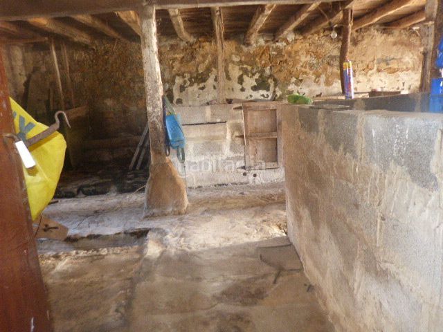 Foto 5017c287-e6f8-4401-9224-c6737b1e8598. Casa  de pueblo con terreno en Valle de Valdebezana