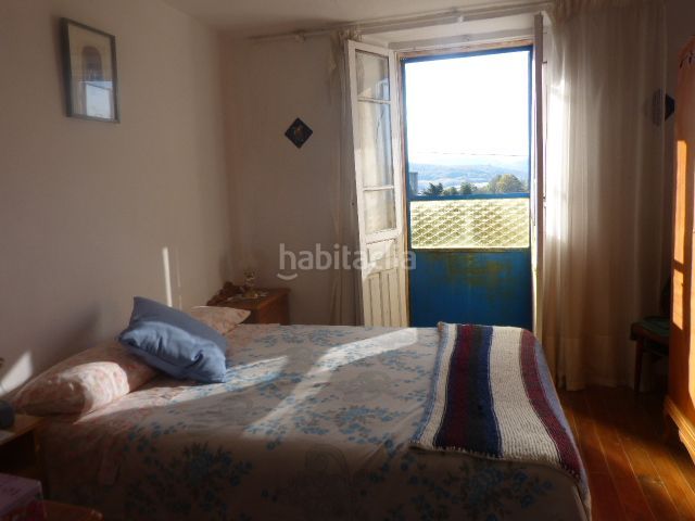 Foto 68aabecc-a463-4678-b406-ff220d804ecc. Casa  de pueblo con terreno en Valle de Valdebezana