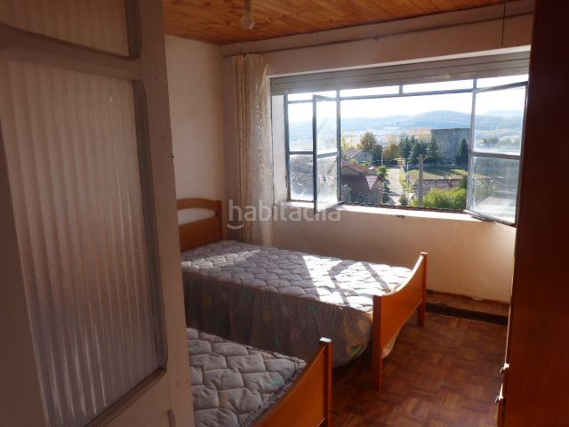 Foto de4d730b-b609-4253-b386-2946e6caf2b6. Casa  de pueblo con terreno en Valle de Valdebezana
