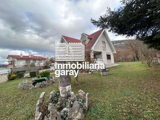 Haus in Merindad de Montija. Magnífica vivienda unifamiliar distribuida en dos plantas en la