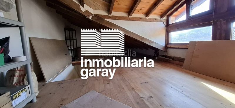 Foto 1d3b8fc3-7c60-43b1-bf8a-4d981a3efe08. Casa dos casas a la venta con jardín interior en el en Valle de Valdebezana