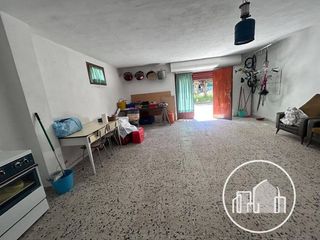 Local Comercial a Medina de Pomar. Se vende local en el puente de villanueva
