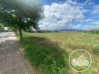 Terreno residenziale in Villarcayo de Merindad de Castilla la Vieja. Excelente suelo urbano para promotores  listo para construir!