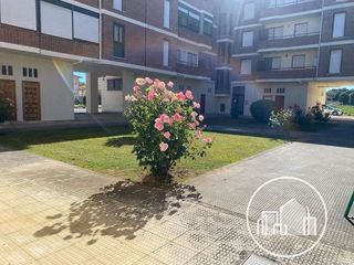 Alquiler Piso en Villarcayo de Merindad de Castilla la Vieja. Piso de alquiler para el mes de julio en villarcayo