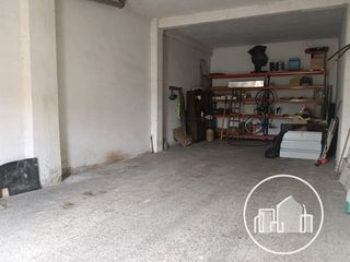 Autoparkplatz in Villarcayo de Merindad de Castilla la Vieja. Se vende garaje cerrado en villarcayo