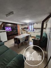 Haus in Hormazas (Las). Casa de pueblo con garaje y patio cercana a oña y briviesca
