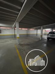 Lloguer Aparcament cotxe a Medina de Pomar. Parcela de garaje en venta en la calle villacobos, en medina de
