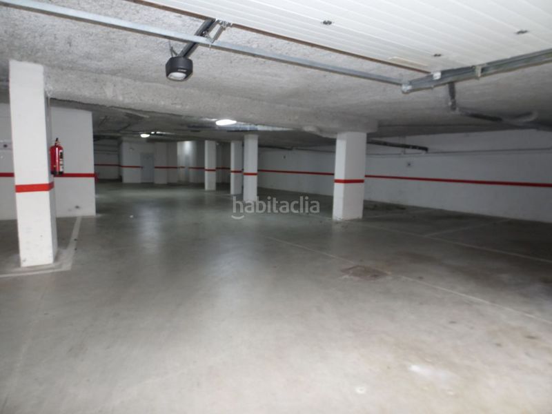 Foto 3d583818-8702-4abe-b308-83367afc8251. Aparcament cotxe a Medina de Pomar