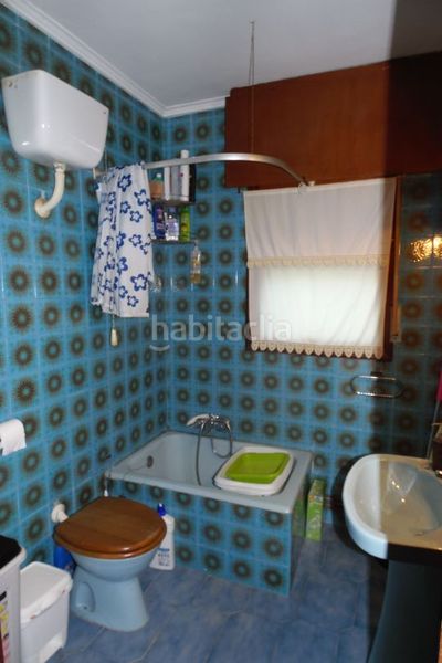 Foto b99252c1-1fd2-4fc1-9acc-09787f0c344b. Casa amb calefacció aparcament a Medina de Pomar