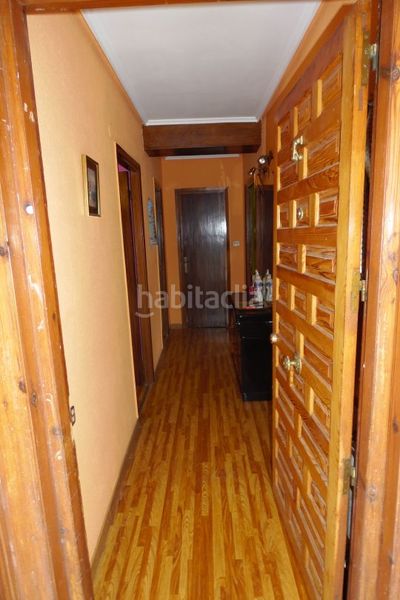 Foto da815c92-1491-4875-80e3-30a678f8107b. Casa amb calefacció aparcament a Medina de Pomar